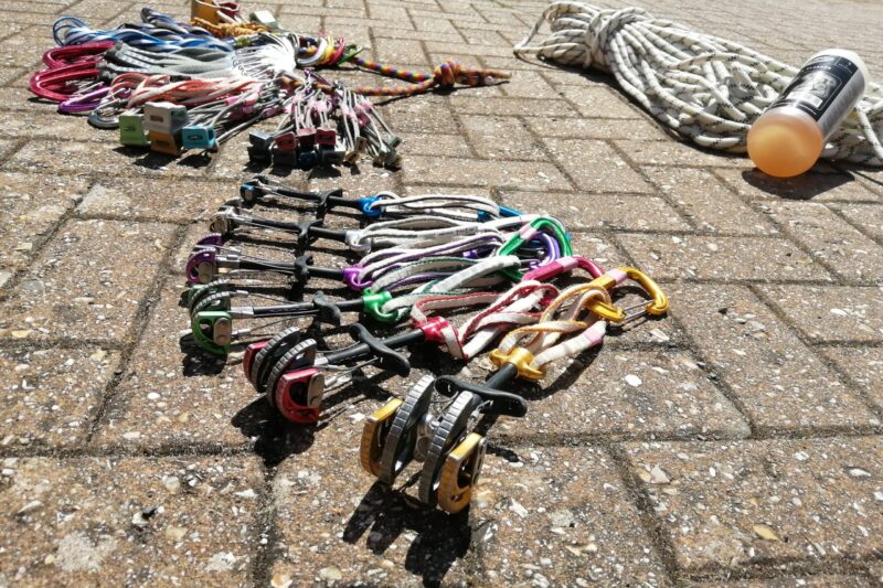 climbing hardwear