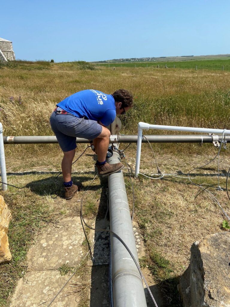 removing the old mast