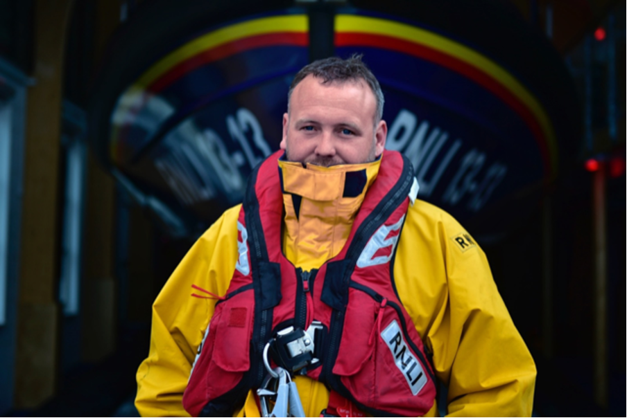 rnli lifeboat coxwain tom swanage