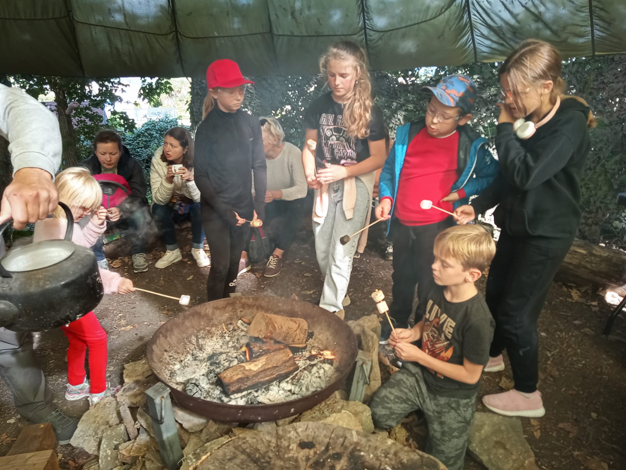 school group marshmallows
